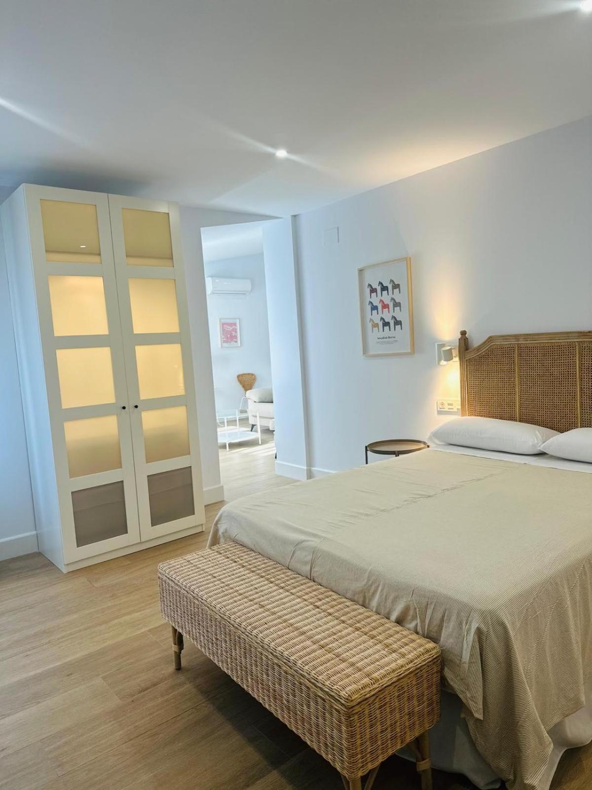 Apartamentos Turisticos Isems 아레세나 외부 사진