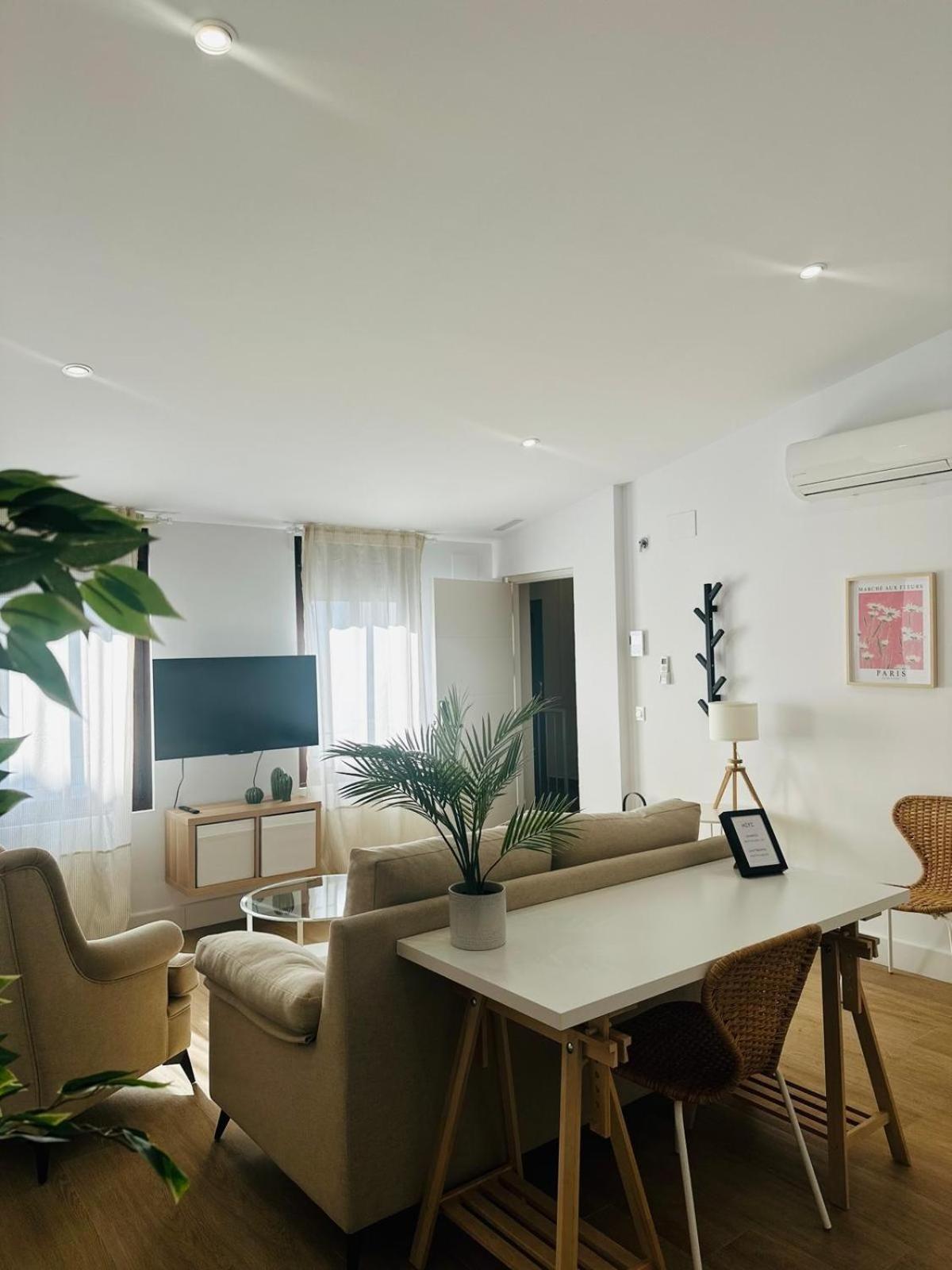 Apartamentos Turisticos Isems 아레세나 외부 사진